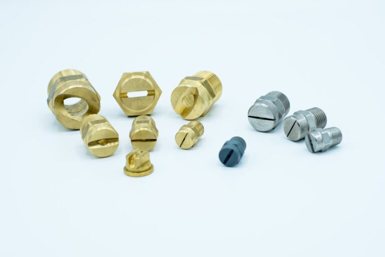 Blade nozzles - spray nozzles