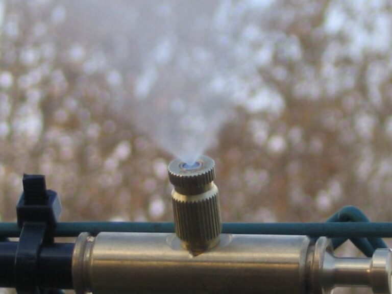 ugello in azione per abbattere polveri